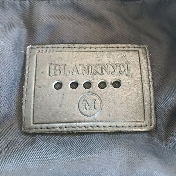 BLANKNYC Women's Sz M Black Tencel Moto Jacket Side Zip Belt Roll Tab Sleeves - Picture 5 of 9